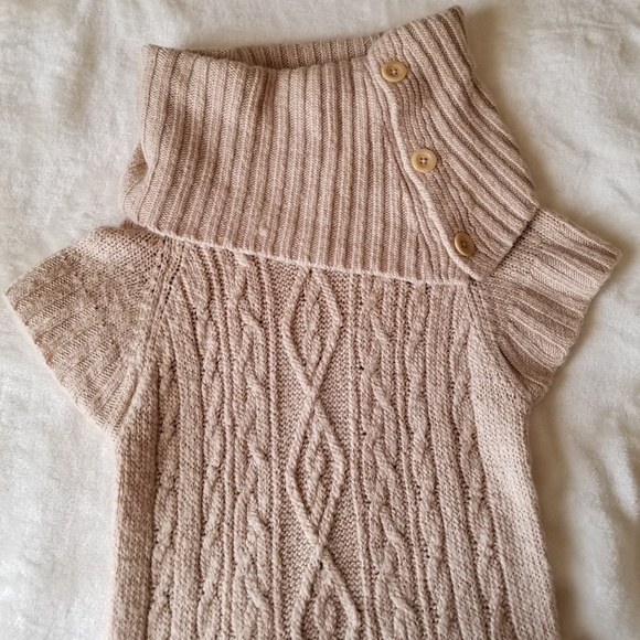 Gap short sleeve sweater dress,/ used - Picture 2 of 7